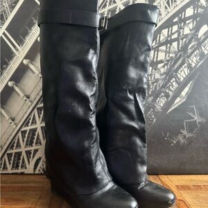 Elegant Black Women's Boots